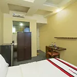 Reddoorz @ Mangga Besar 4