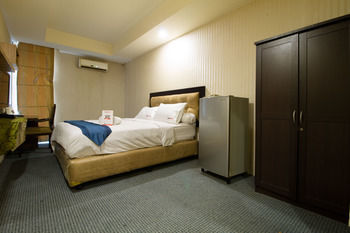 Guest house Reddoorz @ Mangga Besar 4 Jakarta