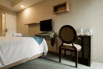 Guest house Reddoorz @ Mangga Besar 4 Jakarta