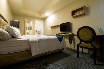 Reddoorz @ Mangga Besar 4 Guest house 2*